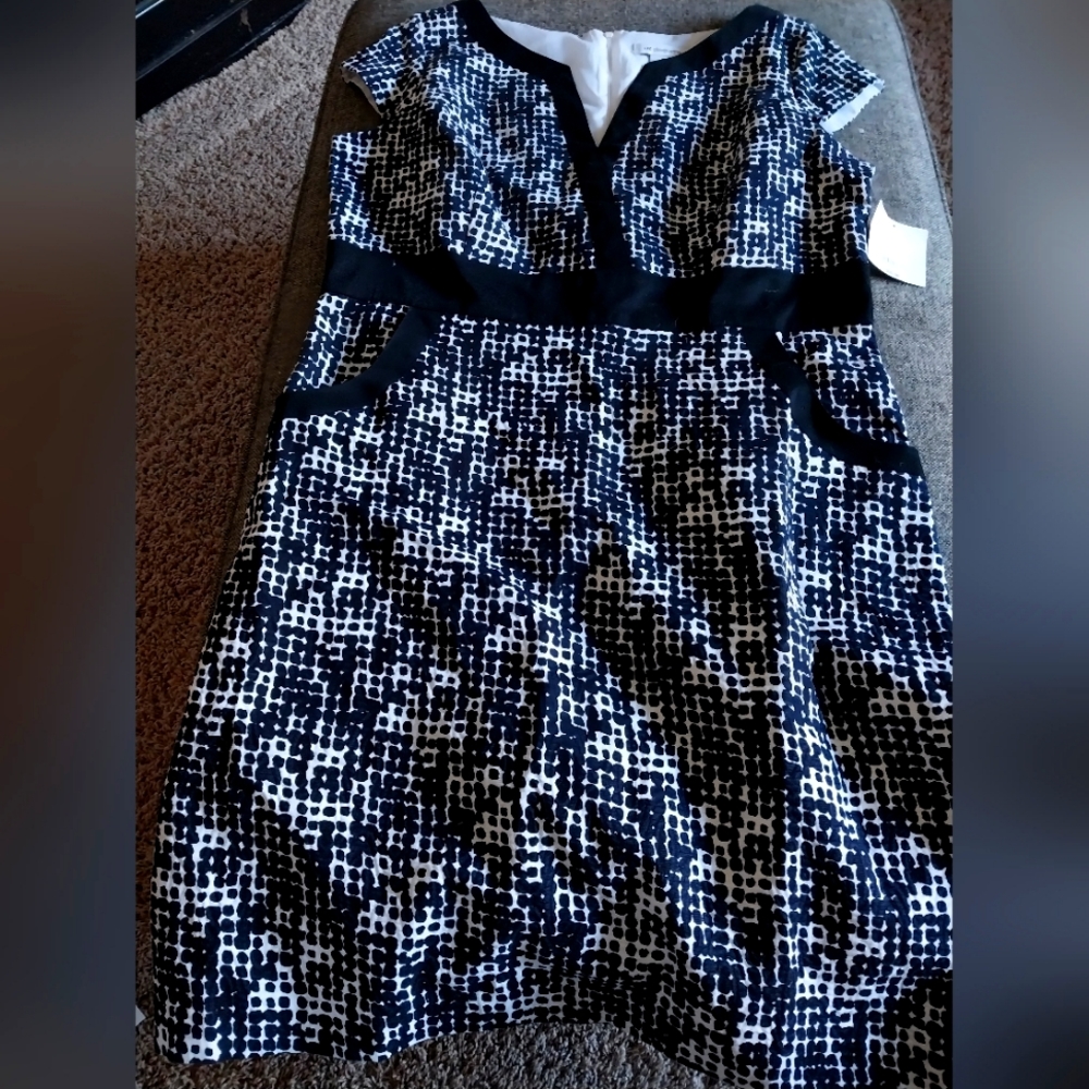 Liz Claiborne Black and White dress with Pockets! Size 16 NWT